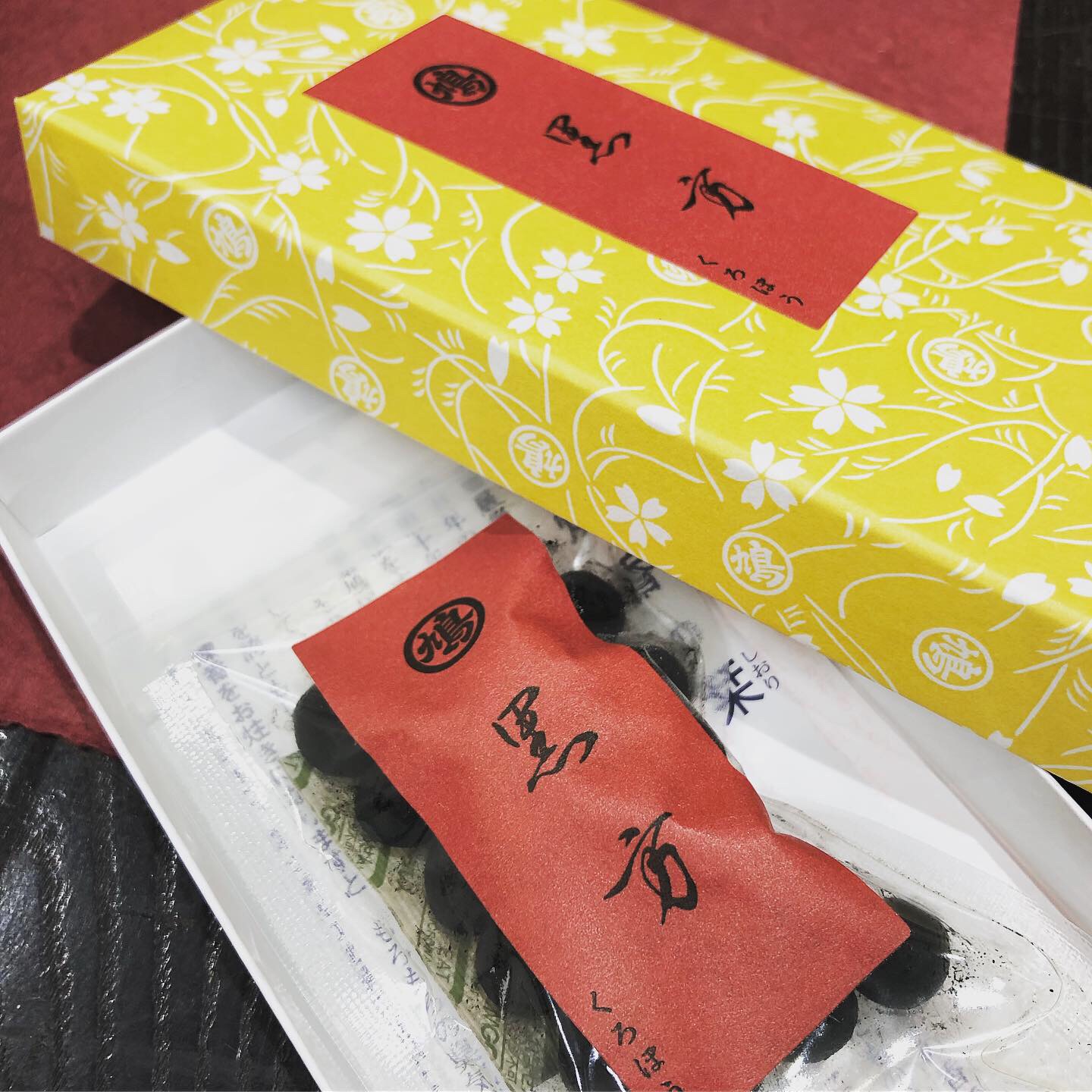 【香源 上野桜木店】お茶席では練香の季節がやってまいりました🌾練香は、貴族の間で親しまれた丸薬のようなお香です。
