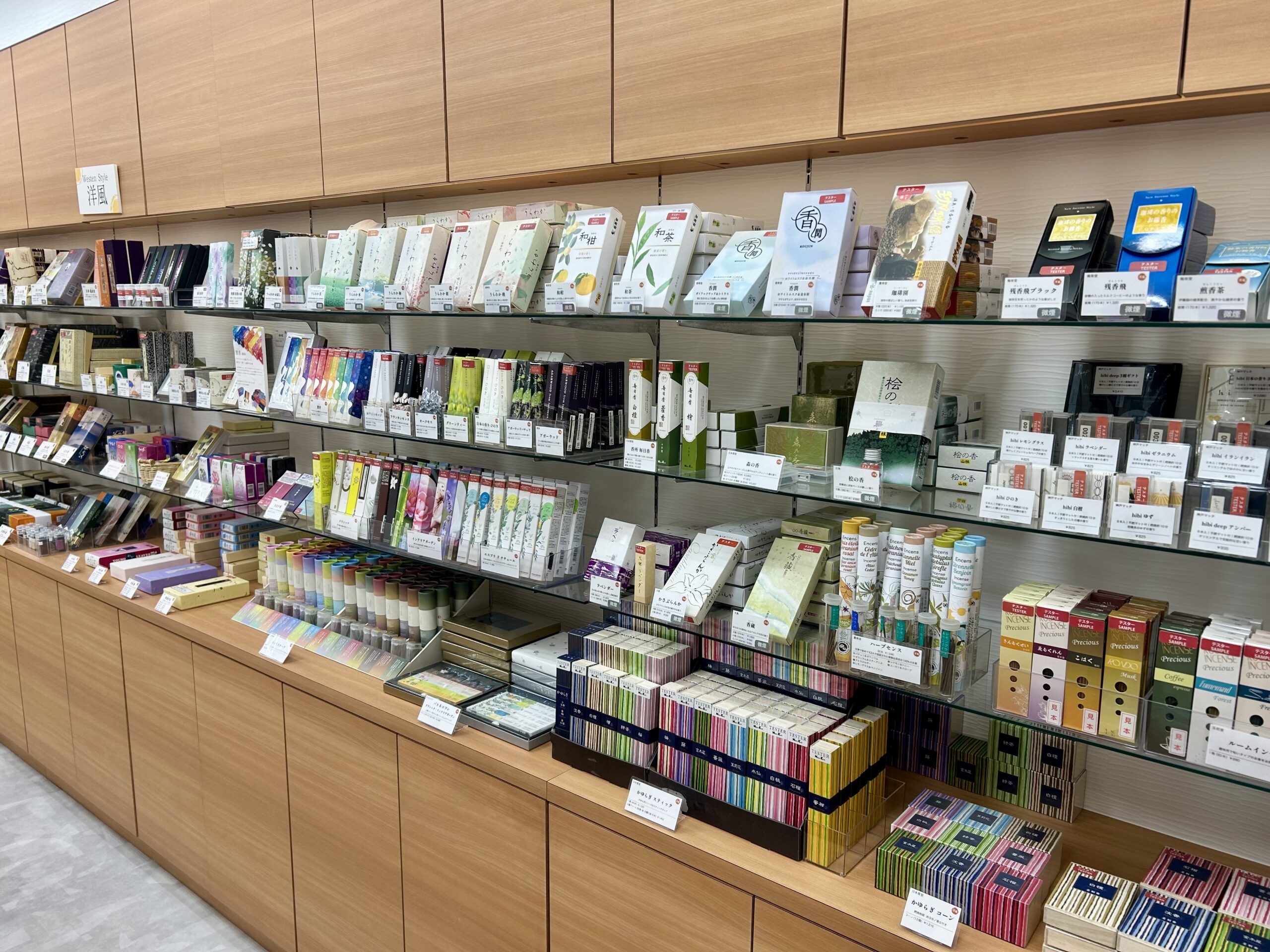 香源　銀座本店　洋風のお香　店内10